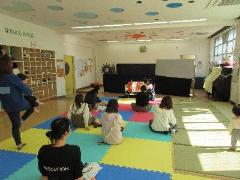 なかよし広場のあおぞら保育の様子