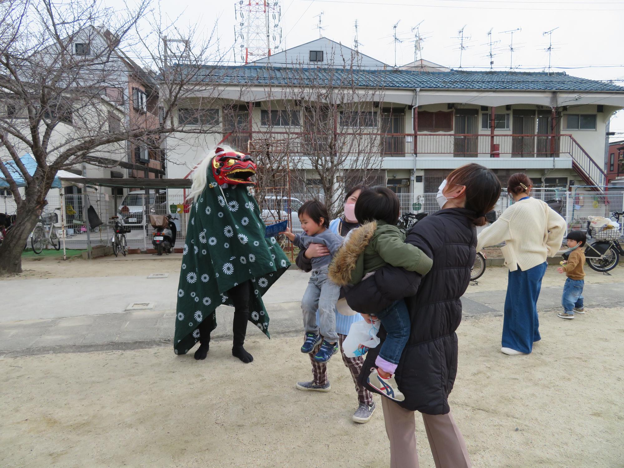 獅子舞い