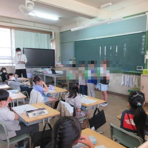 2年1組の国語の授業です