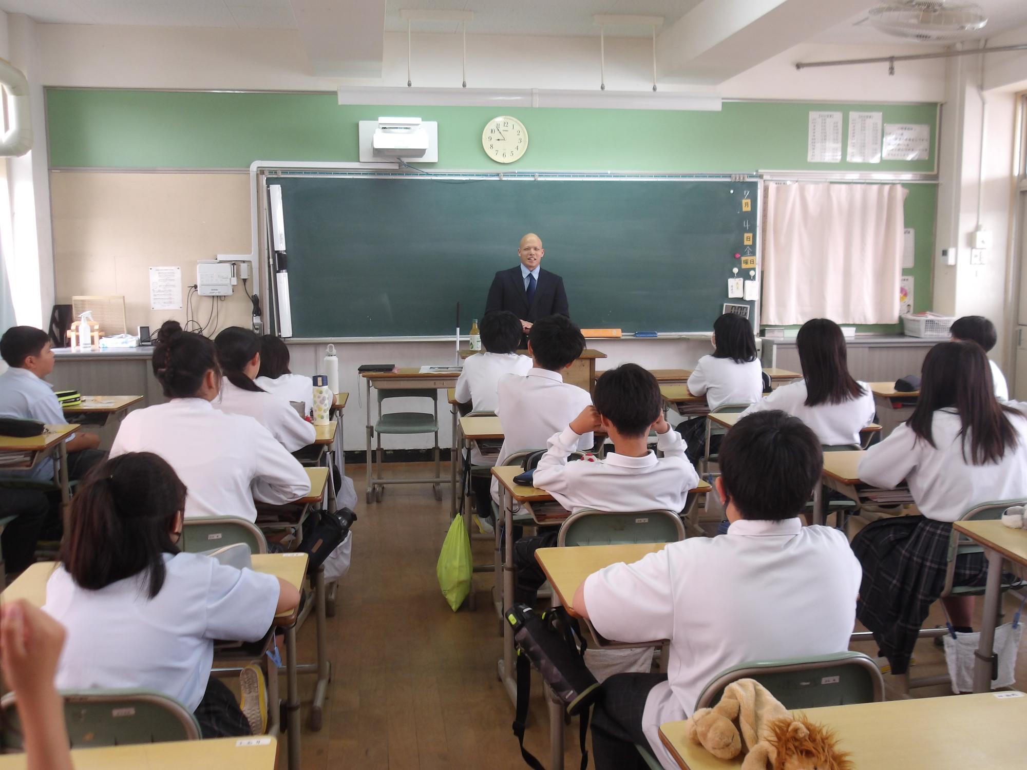 講話